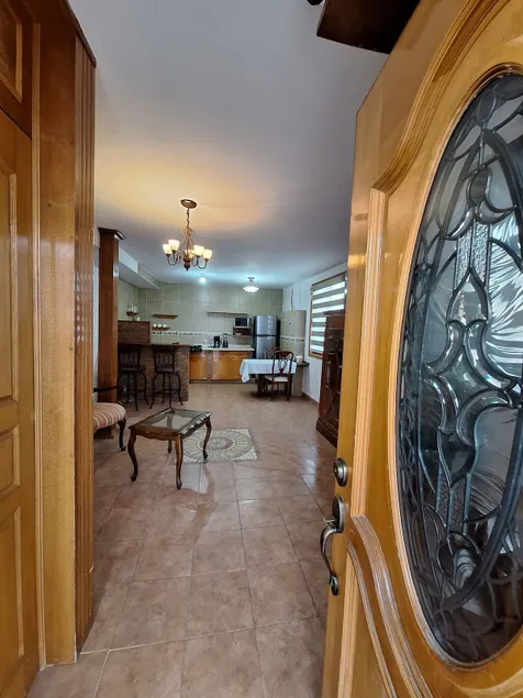 Cozy house located in a private community of 6 houses - Image 1