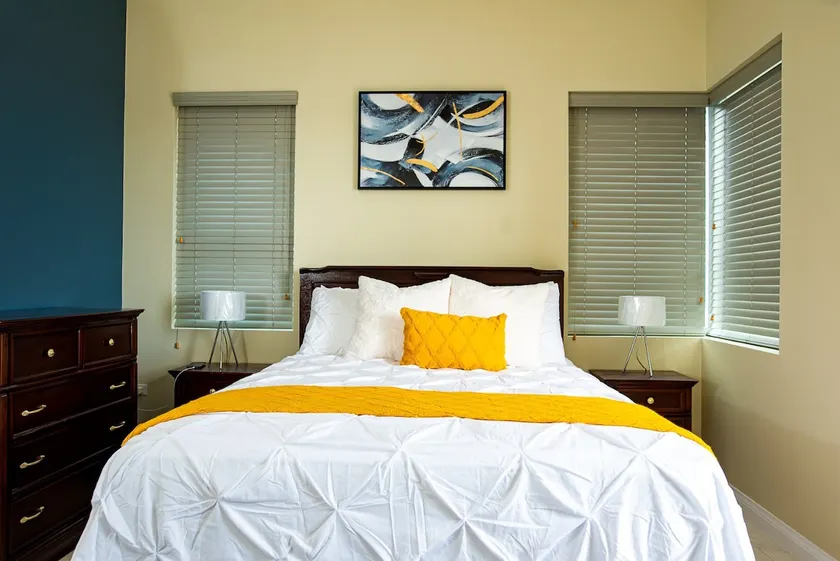 Modern Cozy 1BR Stay in New Kingston - Image 1
