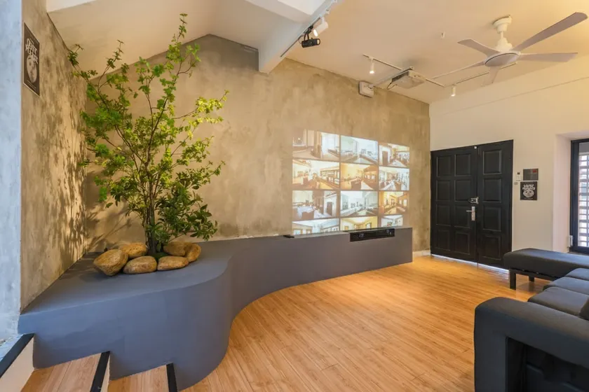 35 Cozy Homestay with projector Pool evcharger - Image 1