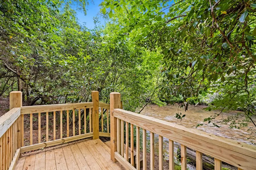 The Hydeaway Retreat - Image 1