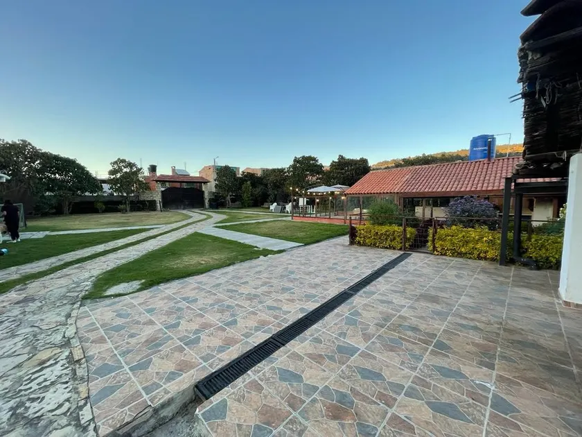 “Perfect Getaway: House for Families or Friends” - Image 1