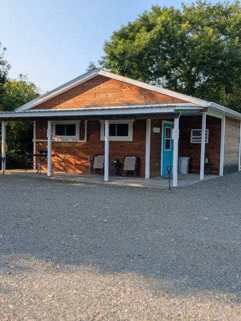 Come relax at our cozy cabin by the river! - Image 1