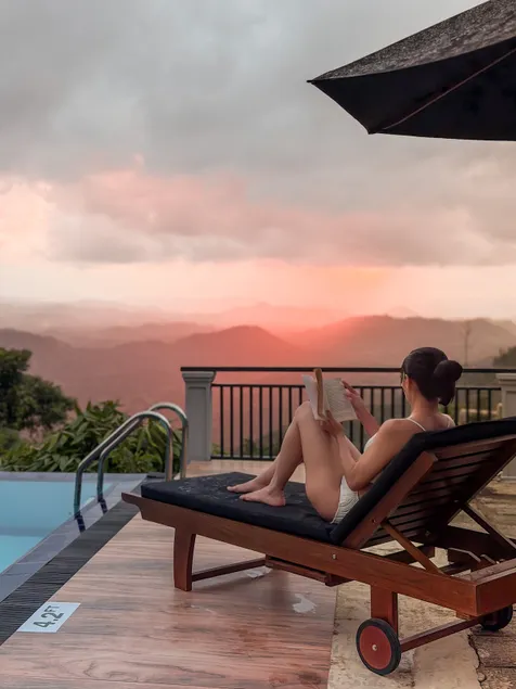 Luxury Boutique Villa Retreat with Infinity Pool - Image 1