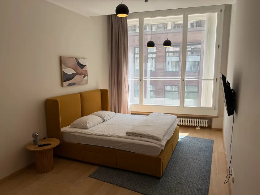 Bright 3BR Apartment in Old Town + AC - Image 1