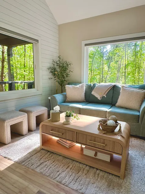 THE PINES Modern Cabin on 45 Acres-10 Min to TIEC! - Image 1