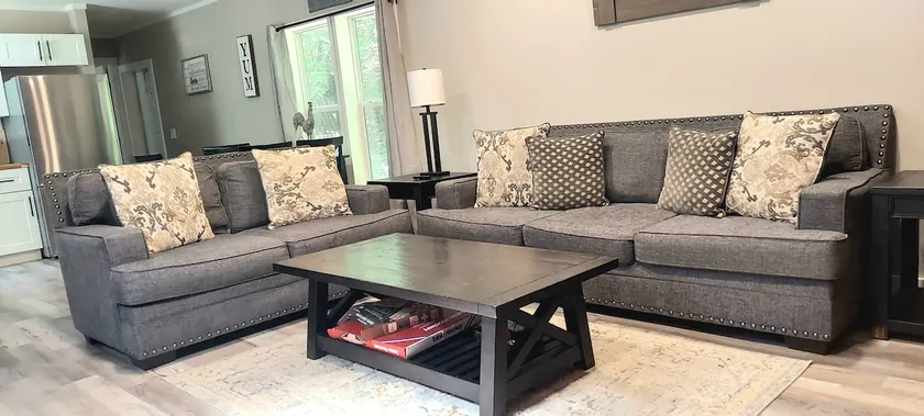 Pet-Friendly Country Escape/ Near Z-Plex & Dwntown - Image 1