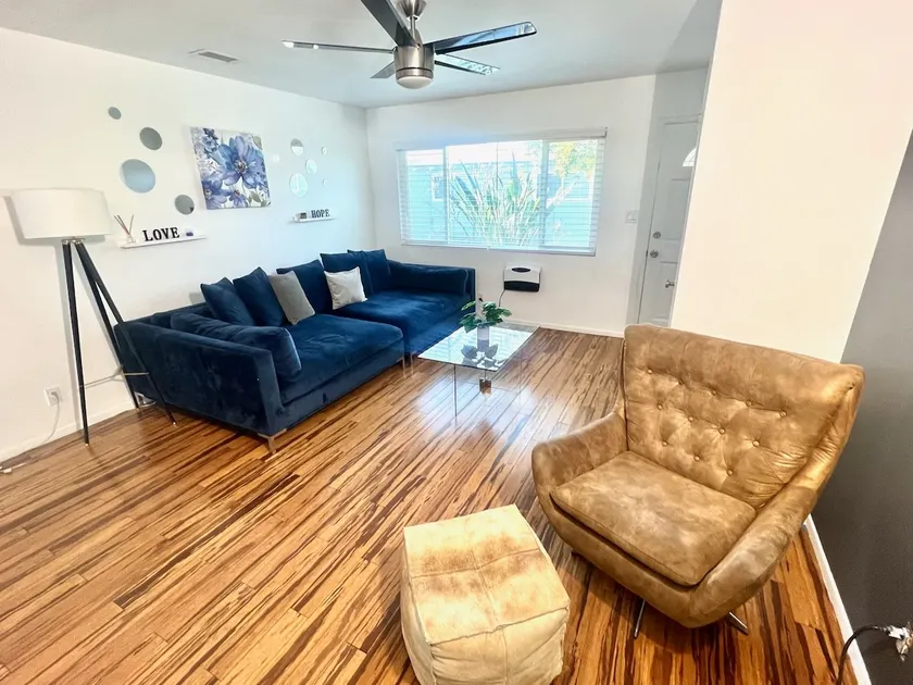 Clean Condo Central OC -Near Disney Knotts UCI SNA - Image 1