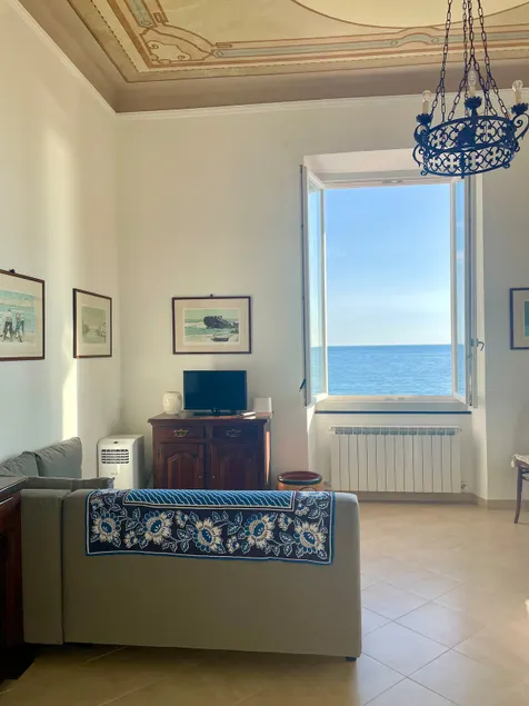 the house by the sea - Image 1