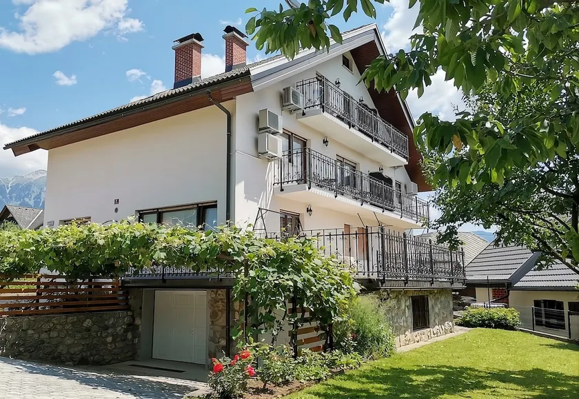 Apartment for 5 (A&R Aleksandra) - Image 1