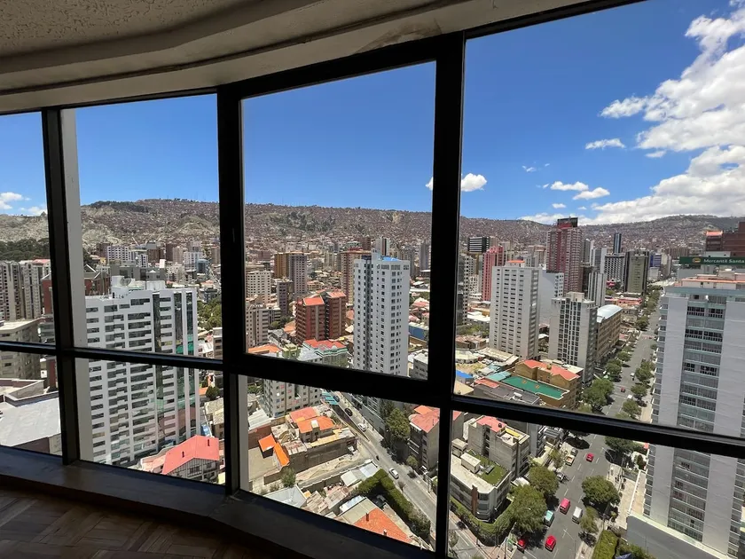 Wake up to La Paz: panoramic view. - Image 1