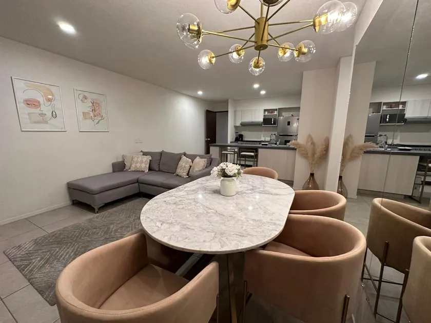 ”Mirror apartment 3 bedrooms & 2 parking spaces” - Image 1