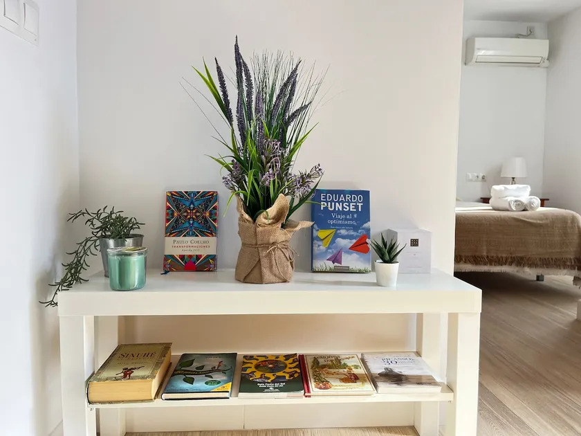 Beautiful renovated house next to La Araña beach - Image 1