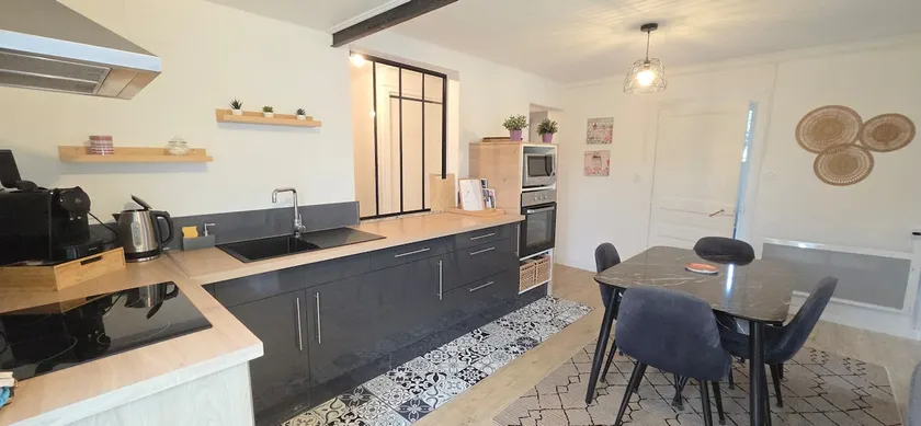 Entire house + garden – Quiet & close to the city center - Image 1