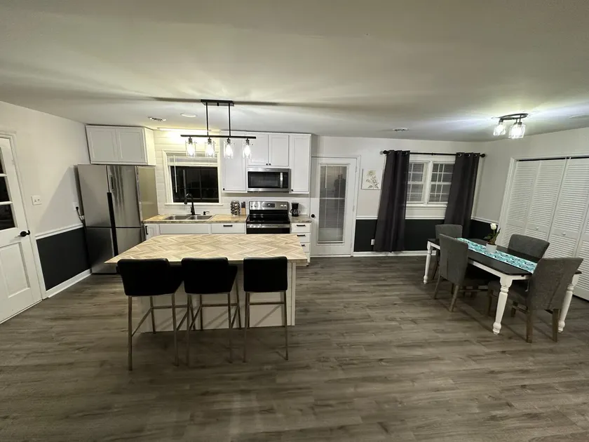 Durham home, extra parking - Image 1