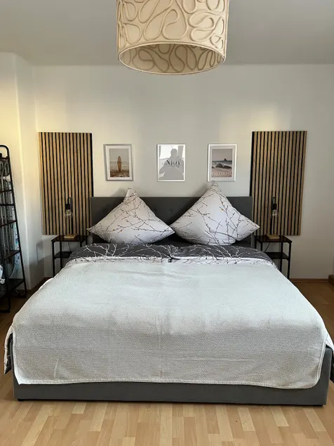 Feel like Home 2 - Image 1