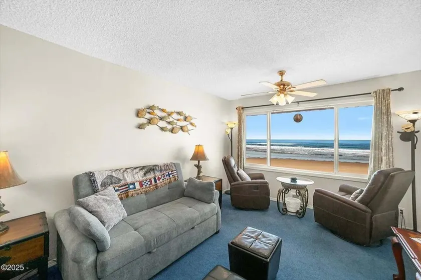 'Beauty and the Beach' Oceanfront condo m / adgang til indendørs pool - Image 1