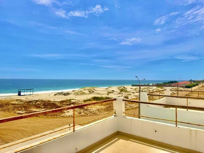 LN10 House near the sea with pool, private beach - Image 1