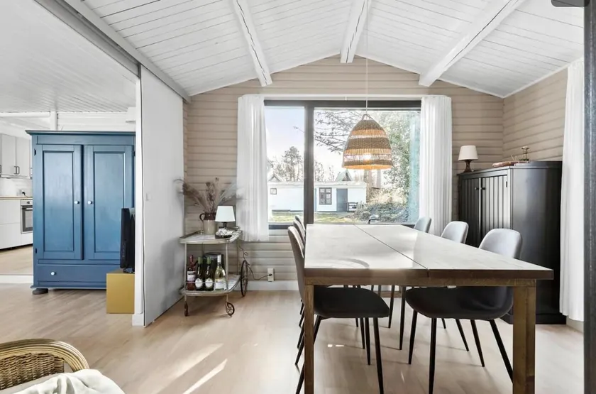Holiday home right on the Baltic Sea beach - Image 1