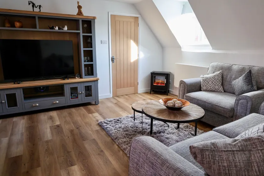 The Old Barn Apartment - Image 1