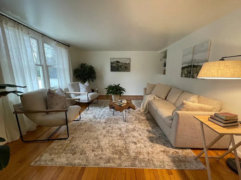 The Apartment At Baumgardner - Image 1