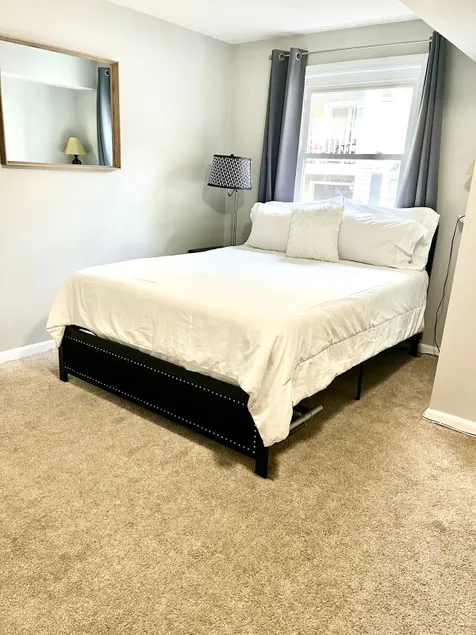 Cozy suite in the city! - Image 1