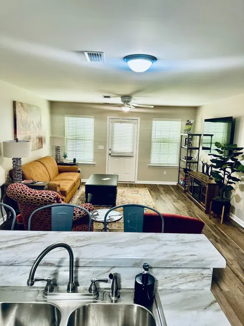 Sedona Hideaway 3/2 Dothan, Al with Mil Discount - Image 1