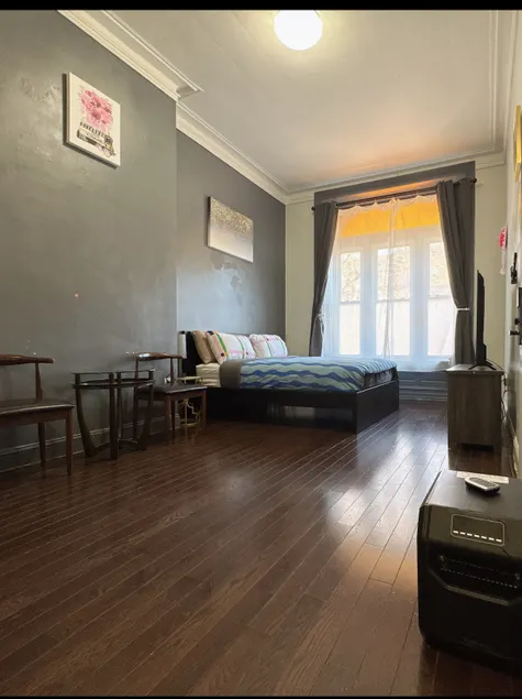 City Centre Suite 1 | Queen-Size Bed | 7 Minutes to the Airport | 5 Minutes to the World Cup Stadium - Image 1