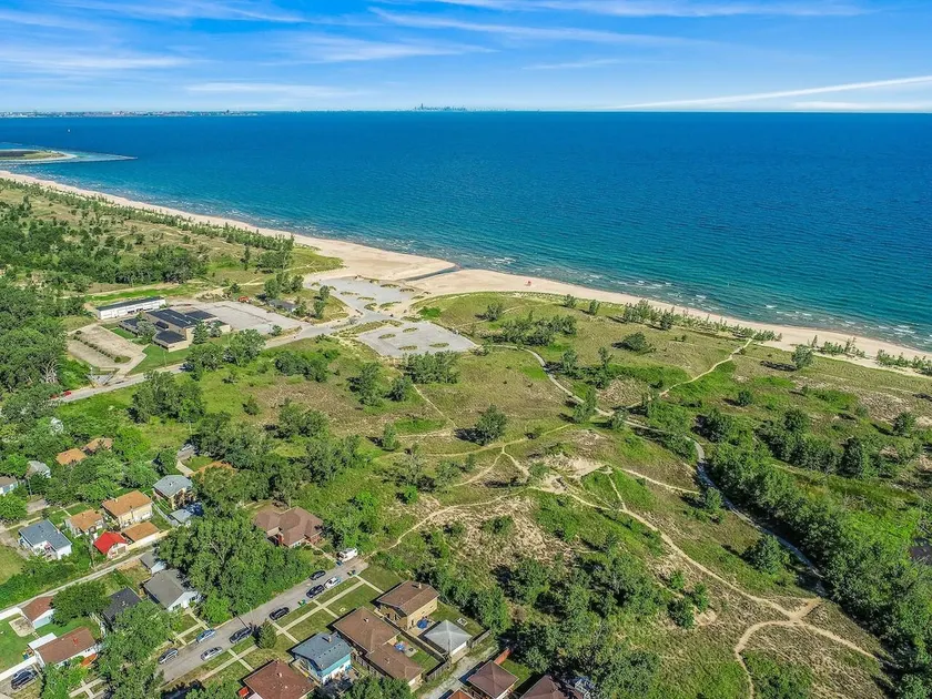 A Stone's Throw | Steps to Lake Michigan - Image 1