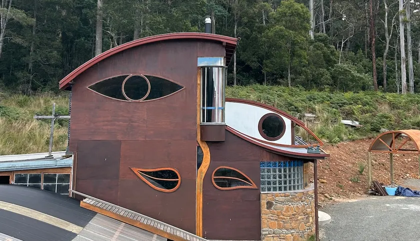 Eyefull Tower - Image 1
