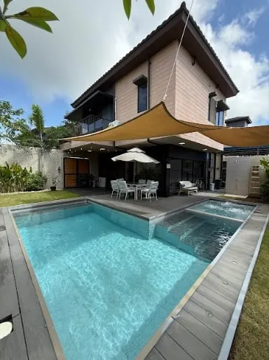 Luxury Villa by Andres - Image 1