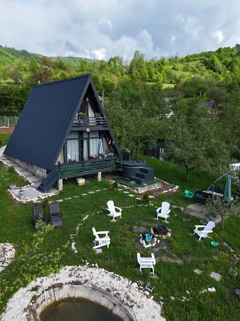 Cabana Apuseni Forest - Image 1