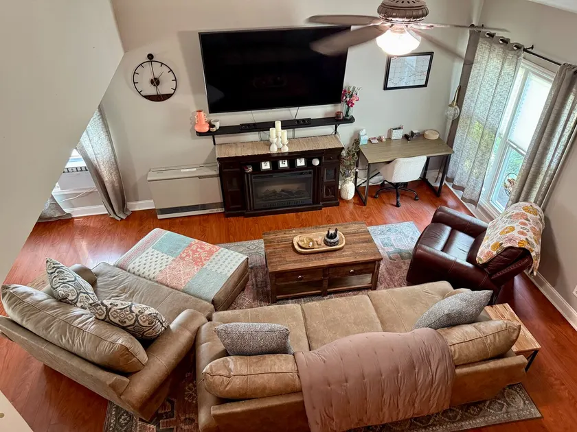 Comfy, cozy townhome in Luther’s Forest ! - Image 1