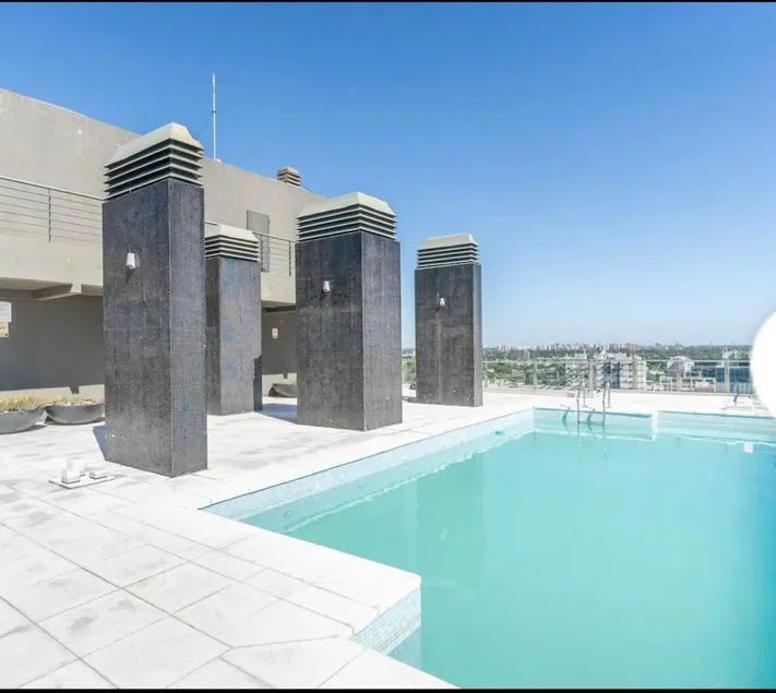 Apartment by the river/pool, gym, parking - Image 1