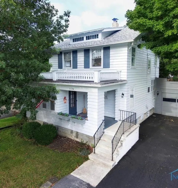 Lena’s Place - Image 1