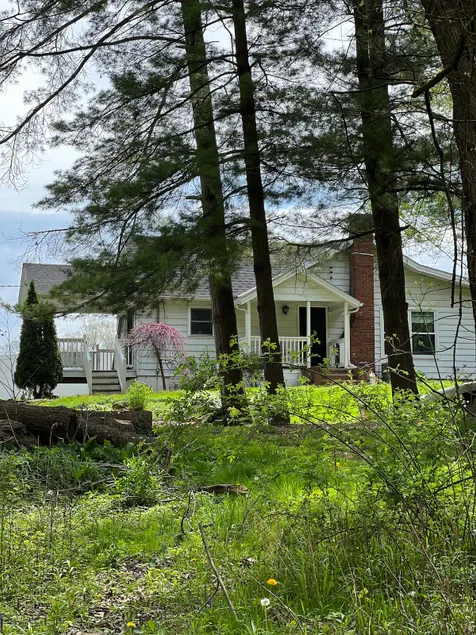 Retreat on Lake Milton - Image 1