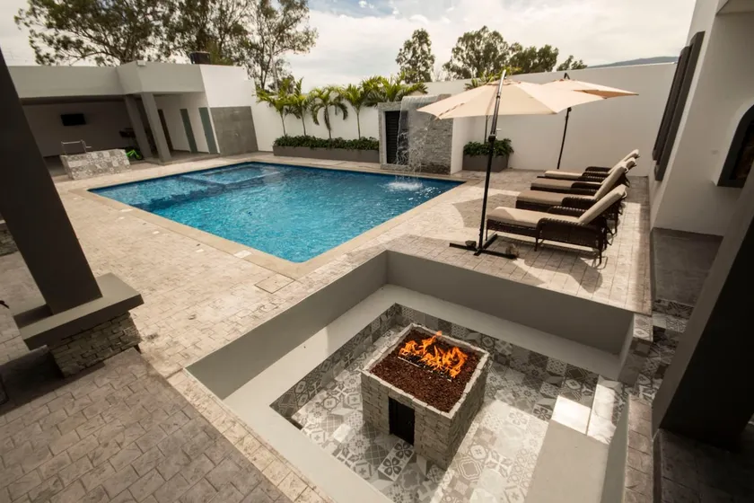 El Paraíso Terrace - Image 1