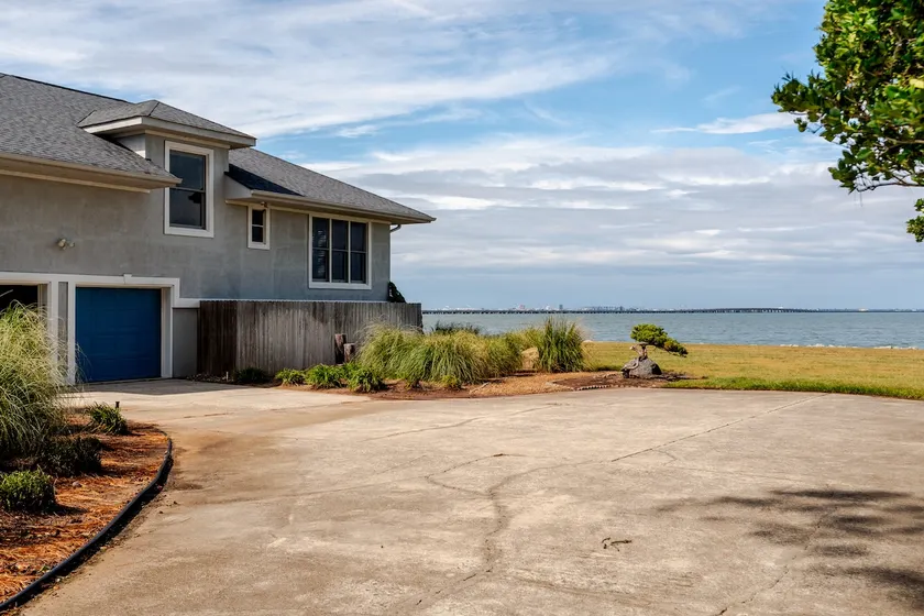 Respass Beach Cove Cottage - Image 1