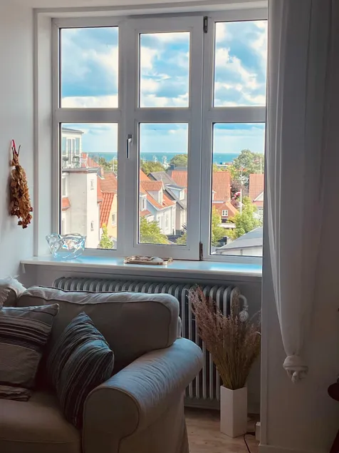 Charming mansion apartment with beautiful location. - Image 1
