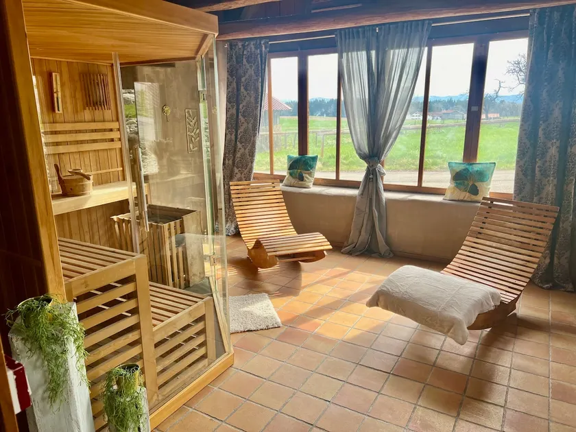 Idyllic country house for 12 people & kids/babies - Image 1
