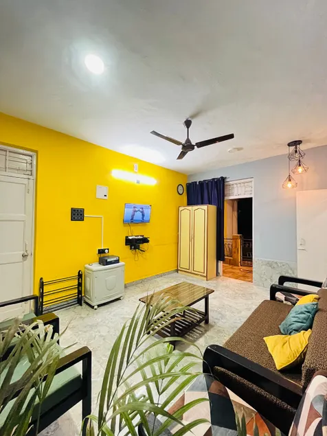 Elegant Homestay | Cozy 1BHK AC| Free WiFi | Goa - Image 1