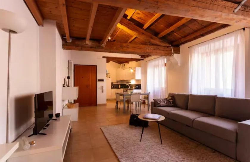 Casa Elisa – In the Center but Super Quiet - Image 1