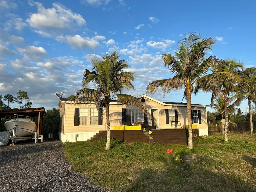 Private Secluded Country House - Image 1