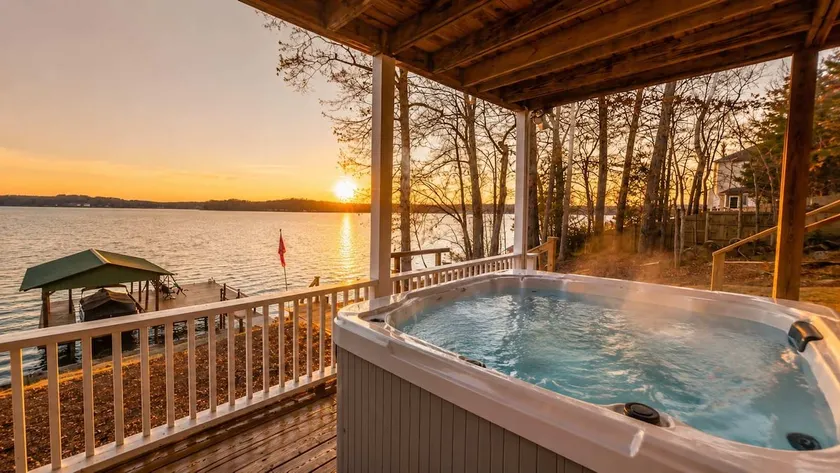 Grand Lake Escape: Serenity Meets Space - Image 1