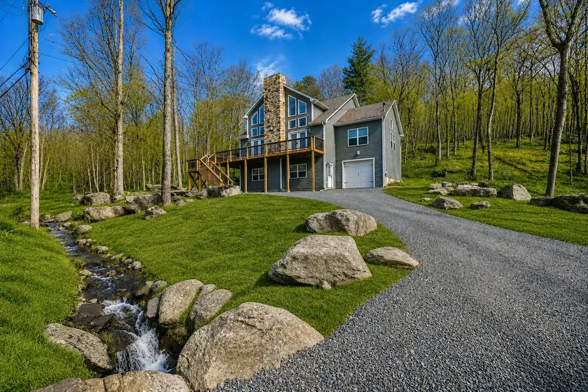 Large Family Lodge Masthope close to Narrowsburg - Image 1