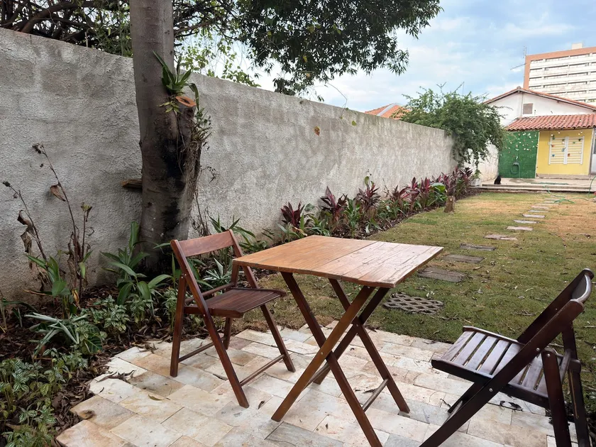 Next to the Park, Air Conditioning, Covered Garage and Backyard - Image 1