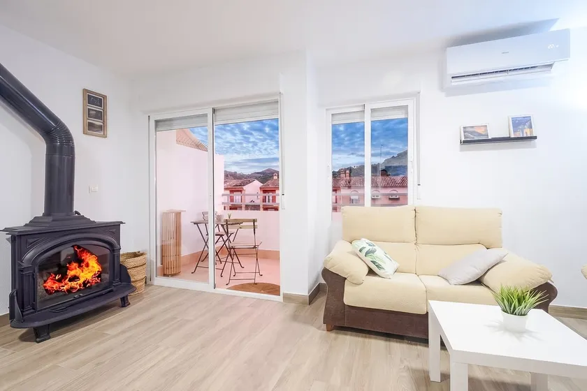 GuestReady - Casa Alhambra Sierra Nevada - Image 1