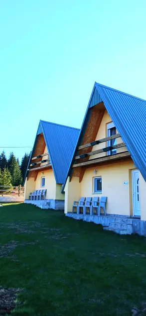 D&N place 3 - Image 1