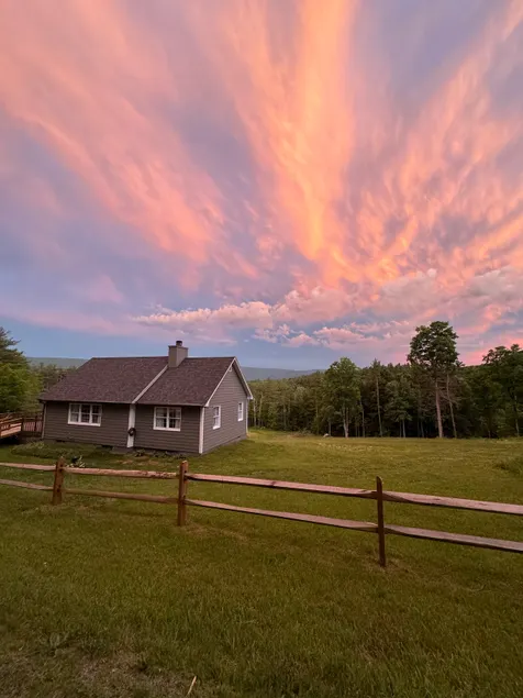 Wide Awake Cottage - Image 1