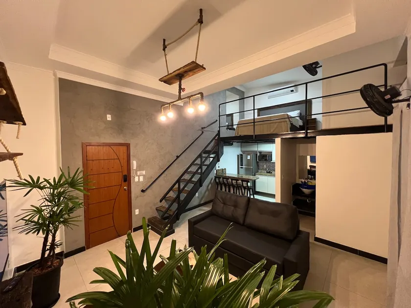 304 The Loft on Praia da Costa - Image 1