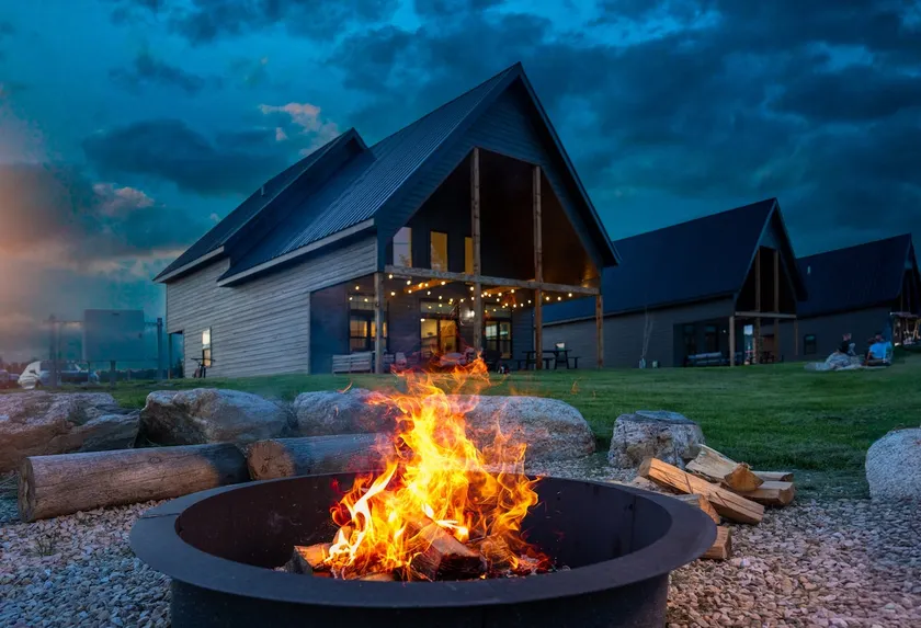 Hills Hideaway- 3 Bedroom Cabin - Image 1